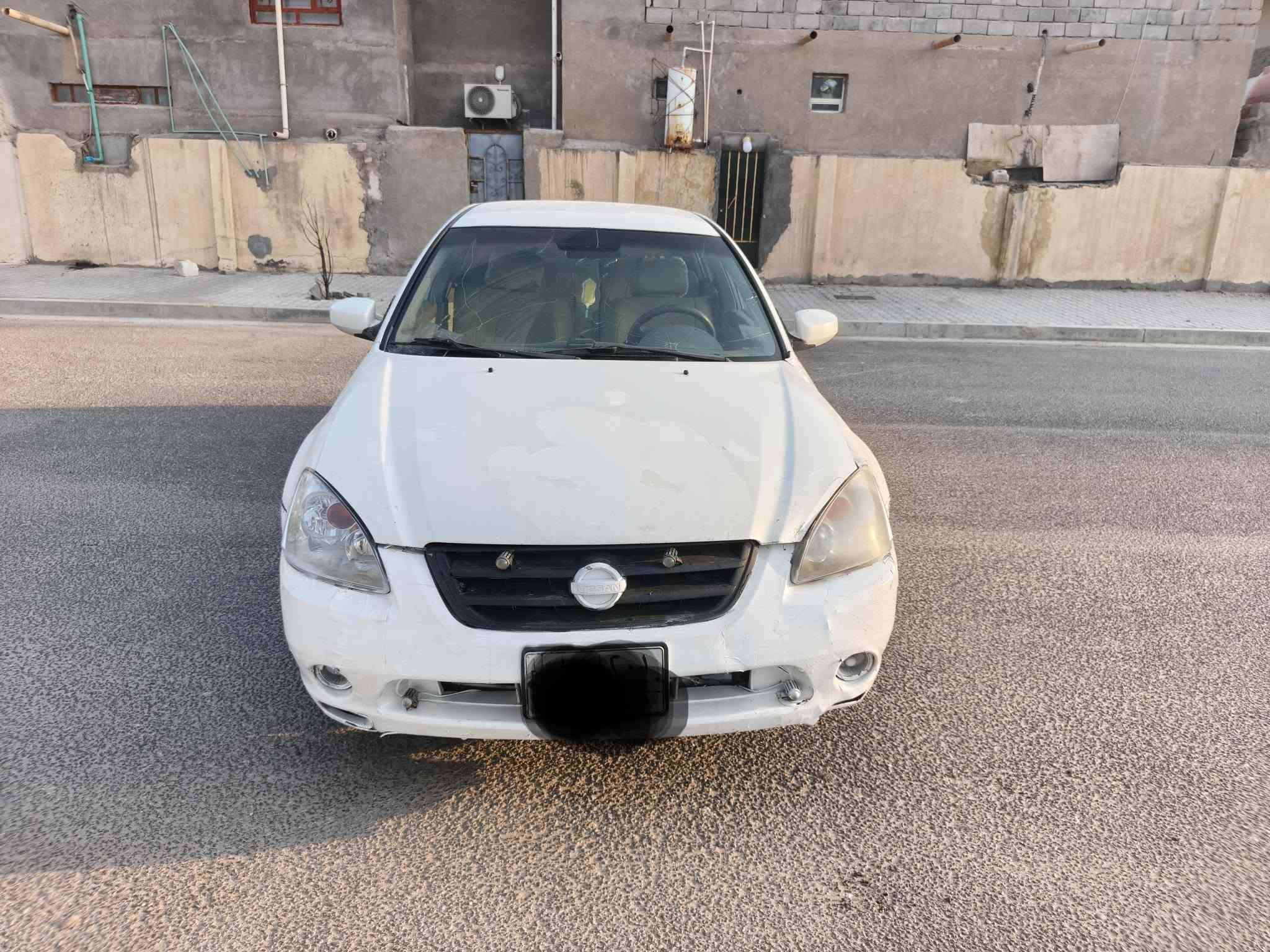 سلام عليكم نيسان التيما موديل ٢٠٠٦ للبيع كير ومحرك بل كارتون حداده جديدة تخم تاير جديد سيارة جاهزه رقم بصره سنويه لل ٢٨ تحويل ثاني يوم السعر ٤٣ ***********
