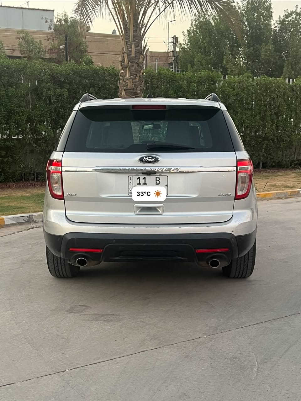 فورد اكسبلور2013 خليجي شركة نيڤا
رقم بغداد دولي جديد 
اللون رصاصي
مكينة 6 سلندر 3600 
7راكب 
3قطع تبريد
فورويل
 كاميرا دواره 
شاشة كبيرة  
تدفئة وتبريد مركزي ثلاث قطع
تحكم ستيرن جهتين 
مثبت سرعة
مدخل USB
حساسات 
كشن كهربائي جلد اسود 
فتحه بلقماره اسلايت روف كبير 
محرك وكير بلاديات ما مفتوحات
السيارة مكفوله ما عده طخه خفيفه باب جمب السائق موظح بلصور 
السيارة خير من الله 
مكان السيارة بغداد الشعب 
السعر (125$)
رقم هاتف ☎️ 

***********

