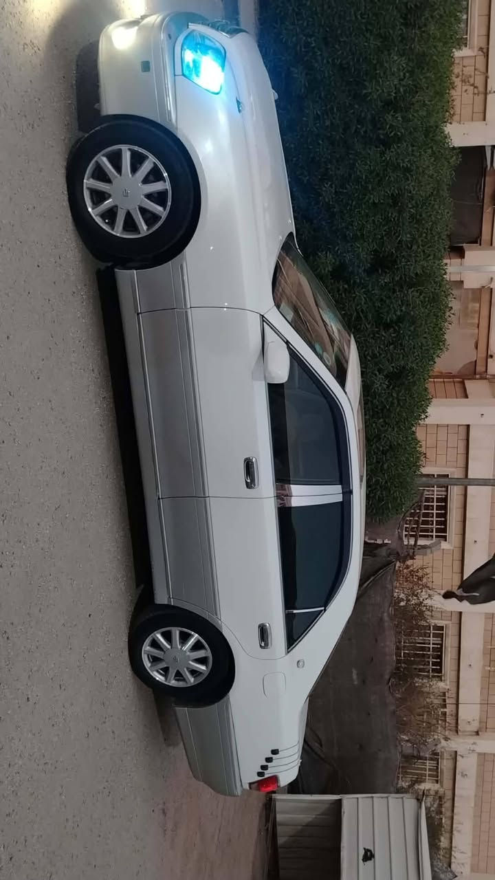 سلام عليكم للبيع ملكه موديل 2002 شاصي 71 رقم كركوك قرار 48 مدفوع الكمرك وقرصه كامل وراقه بل جكمجه مكفوله من كص و نقل جثه والصوليات جاهزه للخير كير محرك تبريد حداديه ويل نجمه تخم تاير  تحوير نجف فوك وجوه كشنات كهرباء ستيرن كهرباء منضومه زنون شاشه كترونيه فتحه سياره فقط طخه بل جاملغ الخلفي خفيفه والباقي مكفول السعر 95 شراي يتصل *********** اواتساب
