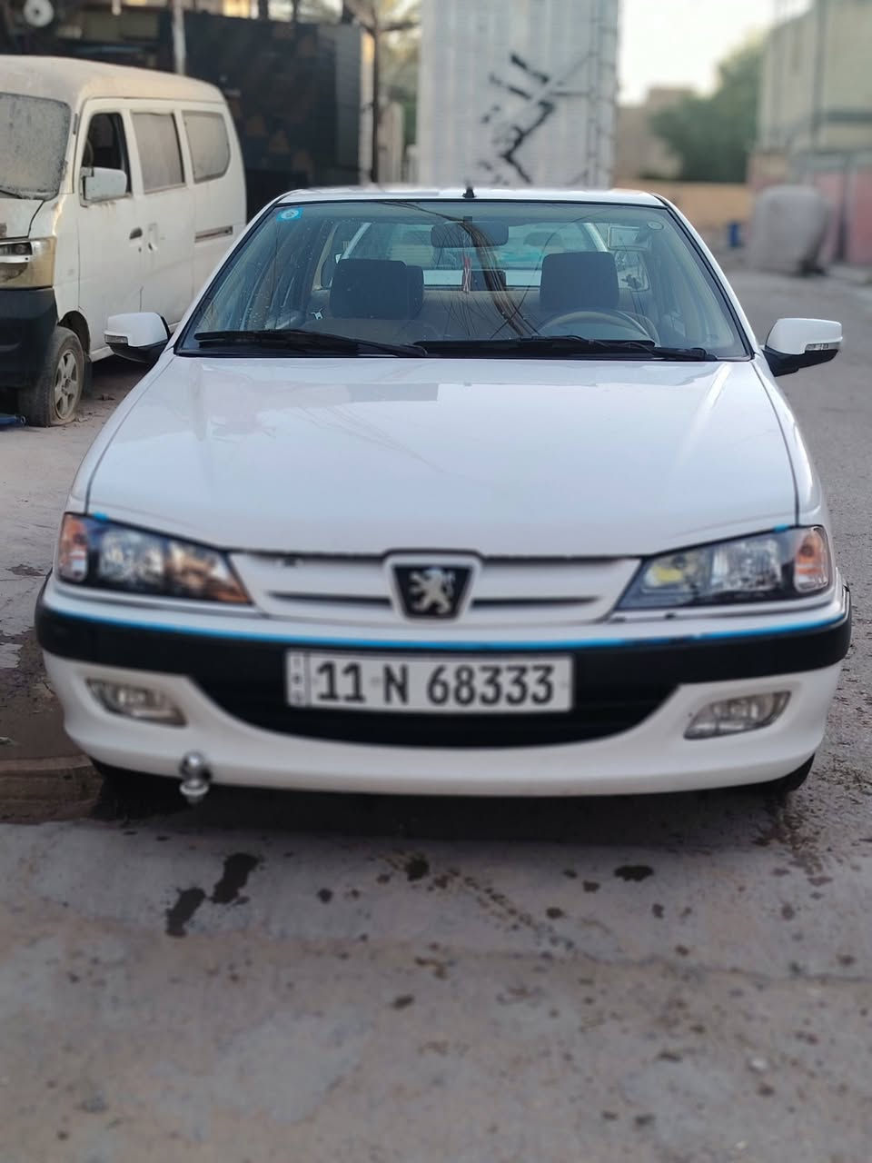 السلام عليكم بيجو بارص 2018 مكفولة كفالة عامة من ضربة وصبغ عدا طخة بالجاملغ عكس السايق سيارة نضيفة شاشة كبيرة كامرة مدوشمة السيارة وجاهزة السعر ٦٥ وبيها مجال حك الجية للاستفسار ***********

