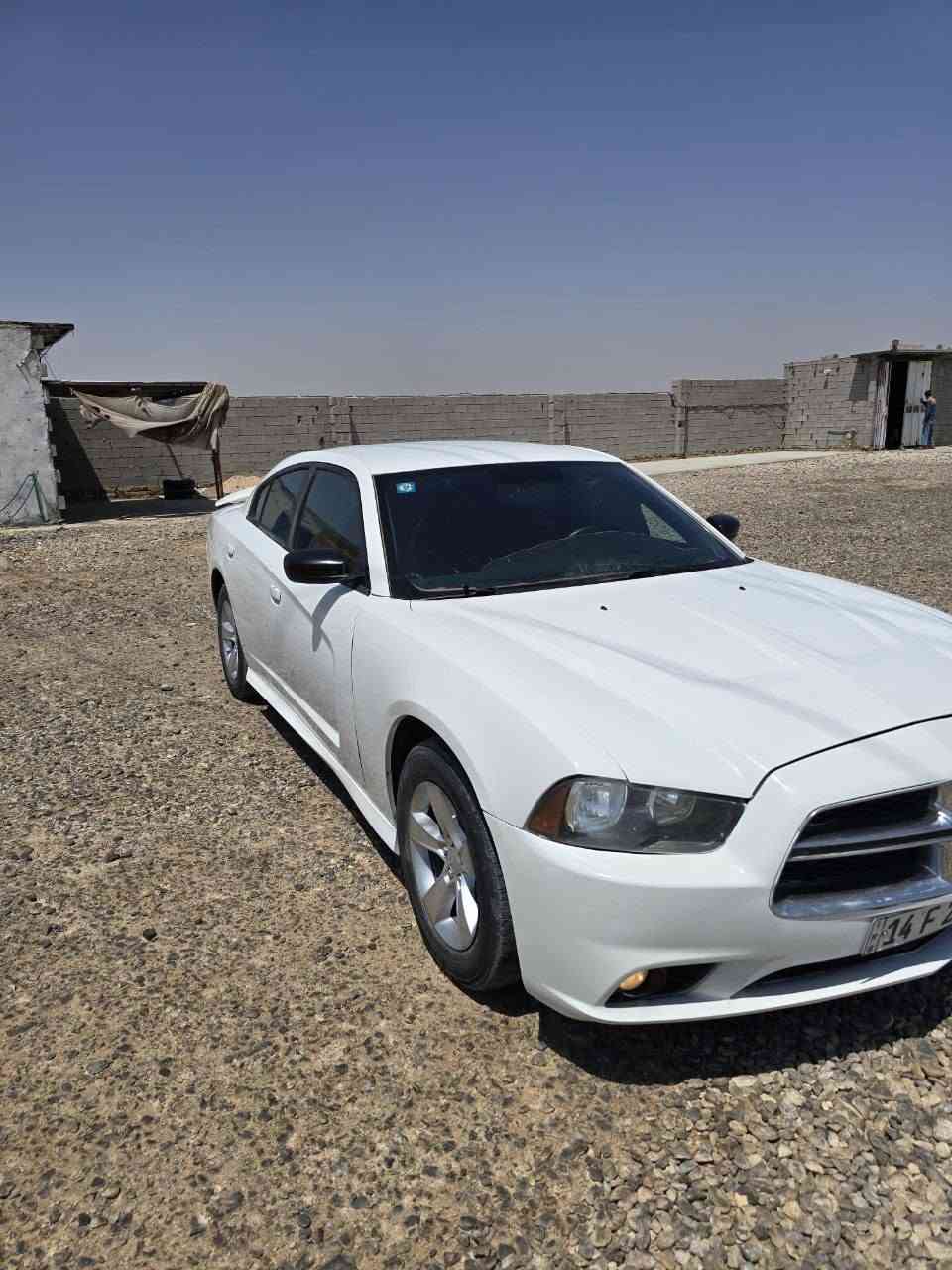 السلام عليكم
جارجر موديل 11 وارد كندي 
مكينه وكير وحداديه وتبريد اكسل تخم تاير كله كفاله رقم بصره سنويه جديده 
حادثها 3 قطع الاماميه 
مكاني ذي قار قلعه سكر 
***********
***********
واتساب واتصال .
سعرها ب125 وبيها مجال بسيط

