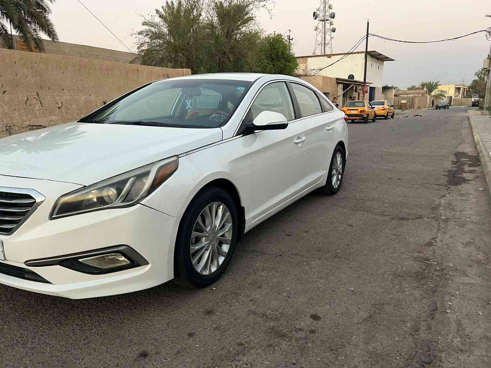 السلام عليكم سوناتا موديل2017 خليجي سياره كفاله عامه فقط بنيد بدون دواخل كير ومكينه جدد حداديه جديده تبريد ثلج سنويه 2030كامره دواره كهربائيات كلها شغاله السعر 115وبيها مجال مكان السياره ميسان لعماره ***********
