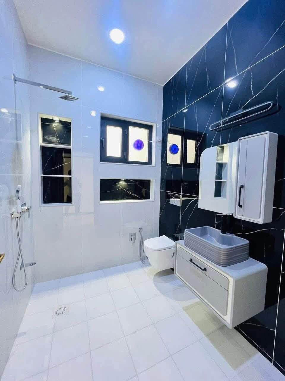 � تجديد وتحديث الحمامات بأحدث التصاميم المودرن ✨

ننفذ لك حمامك بالقسط أو نقداً 💳💵
شغل كامل من التكسير إلى التشطيب، وبمواد ممتازة وبأسعار مناسبة.

📞 للحجز والاستفسار واتس
***********

شركة العهد للمقاولات والاستثمار
