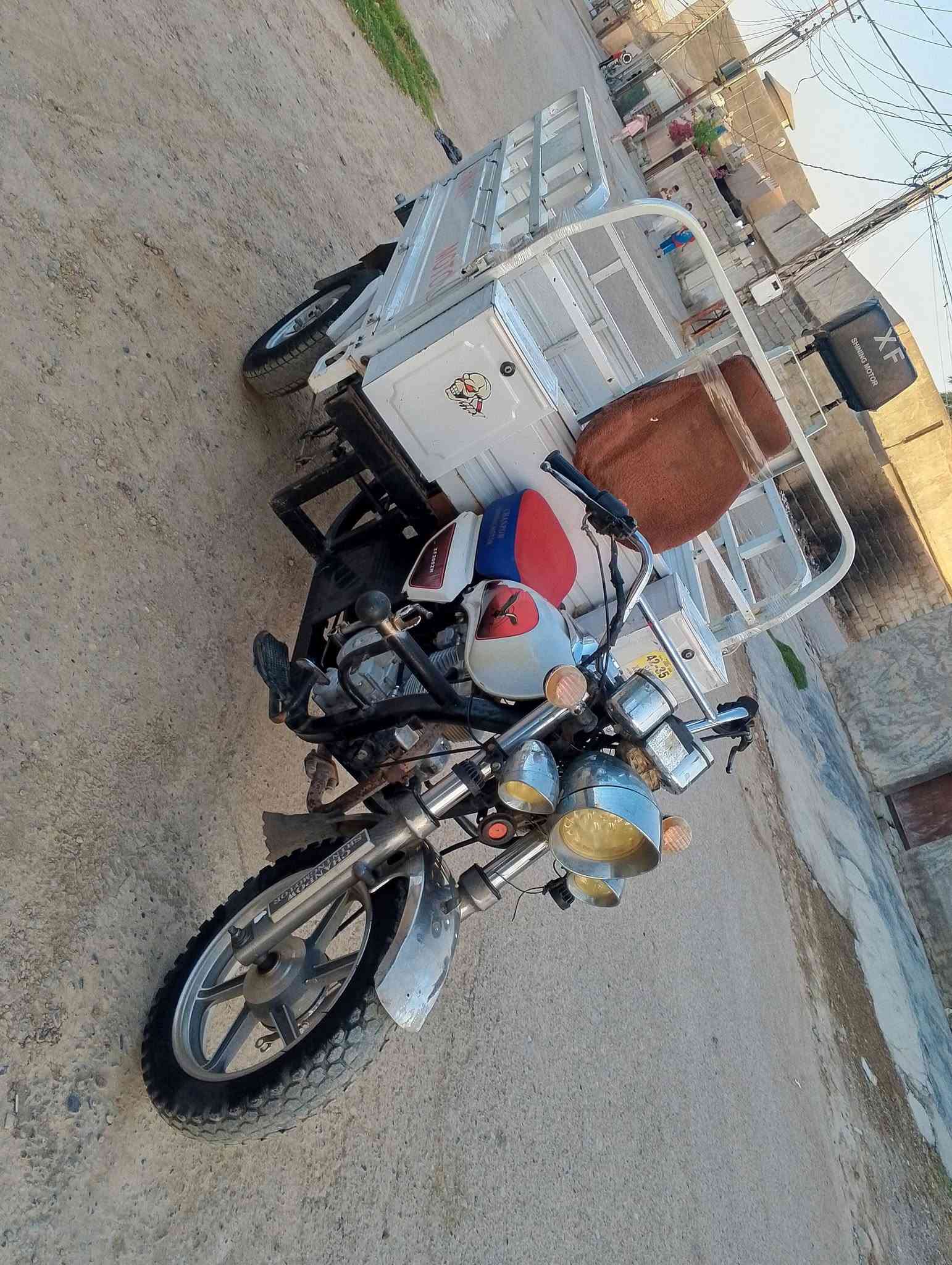سلام عليكم ستوته للبيع مديل(22)  ستوته  مكفوله من كلشي اي نقص مابيه كهربائيات گلوبات اشاير كله شغاله سلف هندر كله شغال ستوته خير من الله اي نقص مابيه  ستوته  اوراق كامله ستوته كفاله عامه   مناقصه اي شي بدي قلاب فول تايرات كهربايات كلا شغال وجديد  مابيه اي نقص من تاير للتاير دبلات جديد مابي اي نقص لا صبغ ولا ليحم شاصي شرط
مكاني: ديالى: منصوريه الجبل
 السعر مليون و 450 اوبيها مجال 
الرقم: ‏‪***********‬‏ اتصل وبيك خير ودلل🩶

