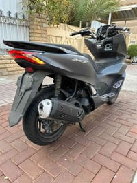 بي سي اکس • جيل الرابع • اي بي اس