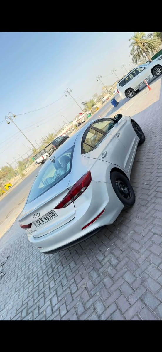 سلام عليكم انتره موديل 2018
حادث السياره بنيد بدون دواخل 
جاملخ امامي صبغ
حدايه توني مسويها 
تبريد ثلج ❄️
تخم تاير جديد 
المكان بغداد الحبيبه 
بسمي تحويل ثاني يوم 
رقم تلفون 📞 
***********
