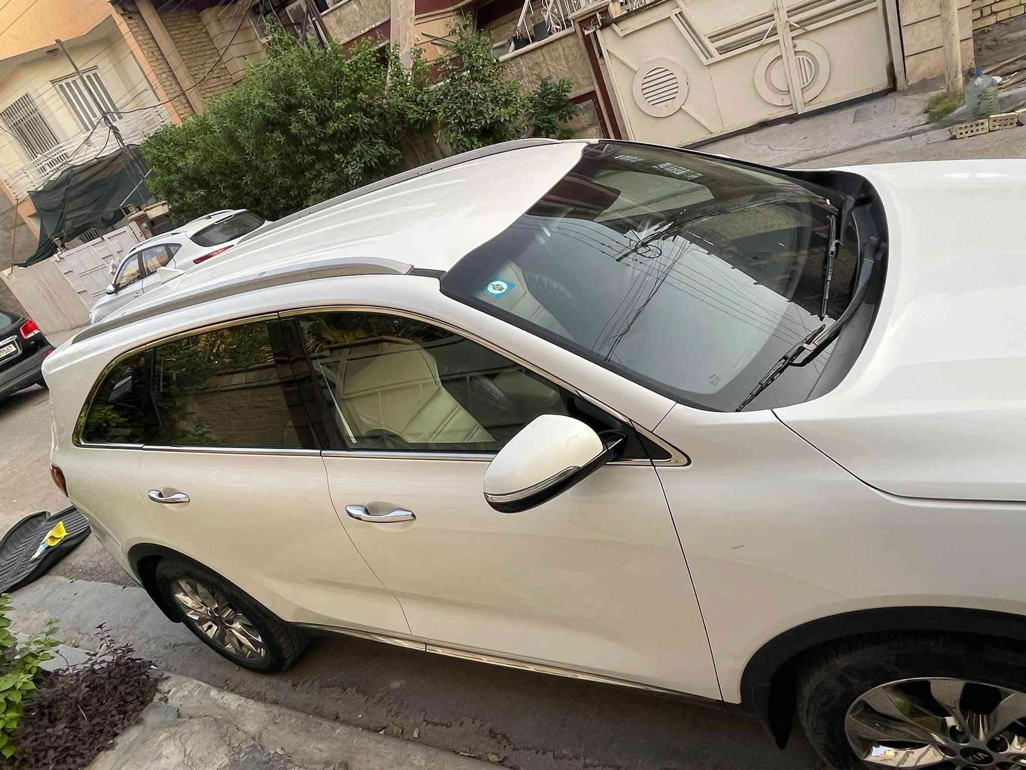 سورنتو ٢٠٢٠ • بدون قطرة صبغ • ماشيه ٤٤ ألف