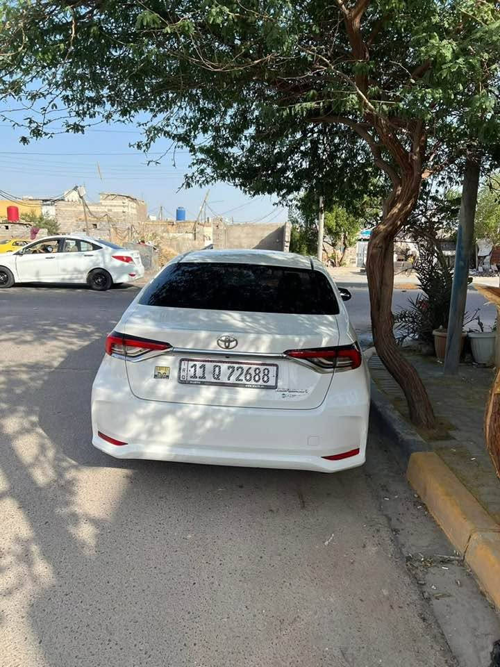 كورلا هايبرد 24
ماشيه70الف 
فول مواصفات فتحة تبريد قطعتين السيارة مكفولة من تبديل اي قطعة فقط بيها بوارد بالداير الخلفي اليمن واليسار خفيفات وخشم والبونيد 
السعر 138وبيها مجال
مكان السيارة البصرة البراضعيه السيارة بسمي شرط التحويل
***********
