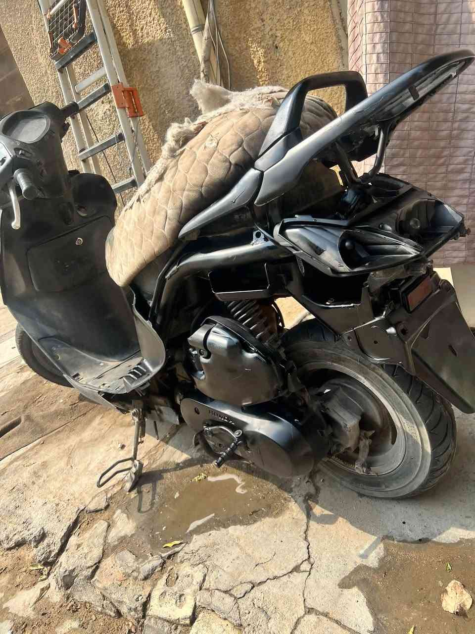 سبيزي • نقص كهرباء • مكينة بلدي