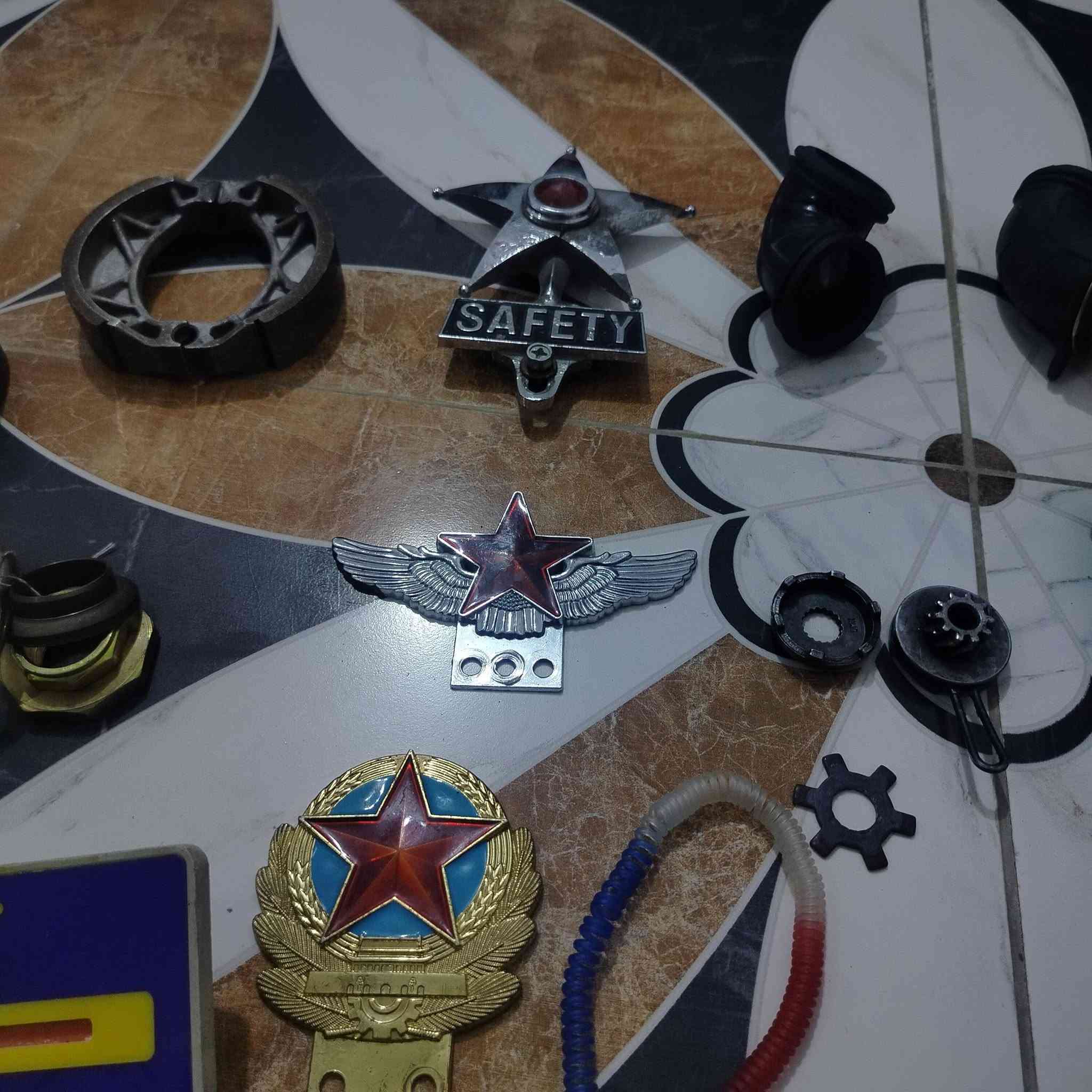 غراض 60 للبيع
غراض 60 للبيع 
اليفيدنه يراسلني واتساب فقط
***********
