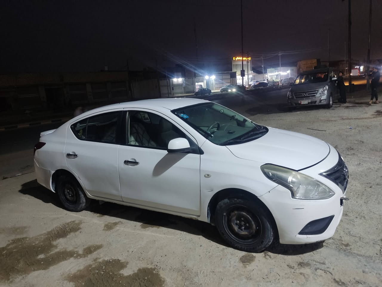 نيسان صني هندي موديل 2019رقم بغداد مكاني نجف السياره بأسمي تحويل مباشر بنفس اليوم
موديل 2019
محرك جديد
ادامه منضومة البنزين 
ادامة منضومة البريك
ادامه اضافيه للمحرك بخاخات وبلكات جدد
بولبرنات الوياله جديده
وياله موس ومصفره
تايرات نضافه 90%
حداديه جديده امامي وخلفي صايرلهه شهر
تبريدها معروف المعرف لا يعرف
كهربأياتها جاهزه مابيهه اي مشكله وضع الشركه
السياره بيهه 4بيبان صبغ بسبب تشخيط تخريب احد الجيران
وباب السأق اثر حادث ضربه خفيفه يعني الضربه ماعابره الباب 
السياره مشدودلهه منضومة الغاز شديتهه قبل5اشهر من الشركه العامه وياه كارت الضمان عن اي خلل يعني شغل الشركه العامه
بيهه حساس يساعد السأق على معرفة
ضغط الزيت
عداد السرعه 
معرفه الفواتير الخارجه من الداينمو
كيج حماوه 
الحساس مربوط على الايسي مال السياره مباشر

النجف الاشرف الكوفي 

*********** متواجد على الواتساب 

السعر 85وبيهه مجال للطيبين
