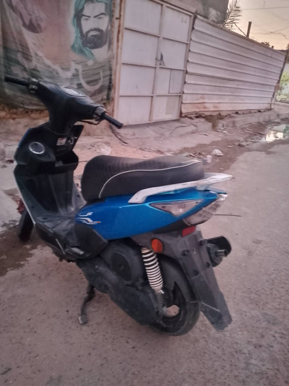 ماكس مضلع حديث ختم واحد نضافه شوق عينك ما بيه اي نقص ربع ما تصرف عليه للبيع مكينه لا تبخير ولا نتقيص
كهربائيات كله شغال كلوبات زنون نكره سلف دراجه جاهزه معنه الكلمه دشبول اكتروني ٧ الاوان كله شغال ما بيه نقص ابد سعر ٦٠٠ محتاج وريد ابيعه مكان بغداد عبيدي  رقم ***********
