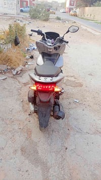 pcx للبيع جيل ثاني ماليزي  الاستفسار 07737555273