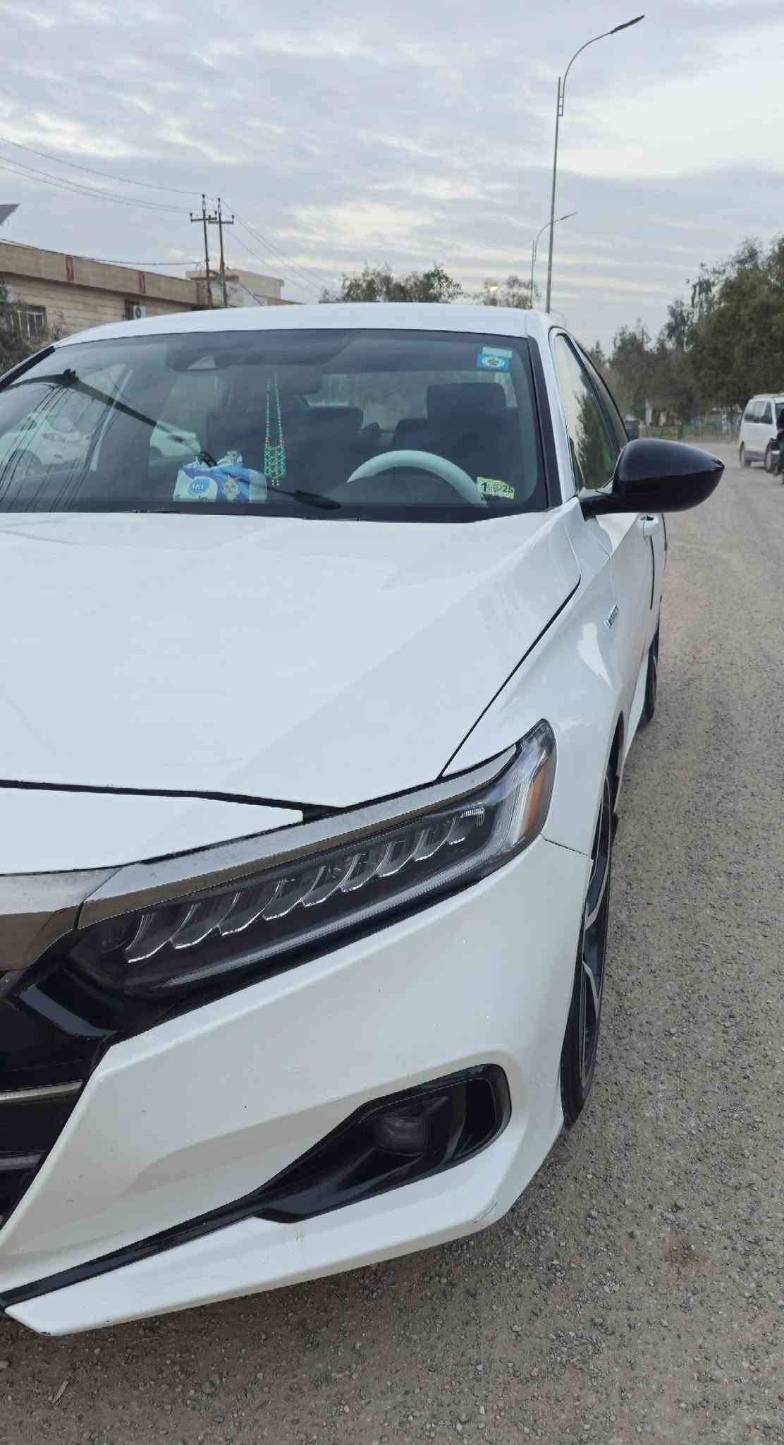 للبيع او مراوس
🚗 للبيع: هوندا أكورد هايبرد سبورت موديل 2022 🚗
🔹مواصفاتها معروفة وغنيه عن التعريف
🔹 الحادث: البنيد الأمامي مبدّل، وصبغ خشم الجامرلغ الأيمن
🔹 الإيرباگ: الستيرن طاگ
🔹 الرقم: بغداد، باسمي و التحويل ثاني يوم
📍 الموقع: ديالى - بعقوبة - حي المعلمين
📞 للاتصال أو واتساب: ***********

نص مكتوب في الصور:
- 28 FRIDAY