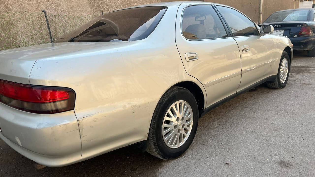 كرستة ٩٢ للبيع مكفولة نقل وكص وضربة والصبغ
محرك تنقيص شي بسيط جدا تخم تاير حدادية٨٠ بالمية بأسمي سنويته ل٢٩
سيارة بيهة جراد جنطة وقمارة وبنيد السعر ٥٧وبيهة حك الجية ***********
