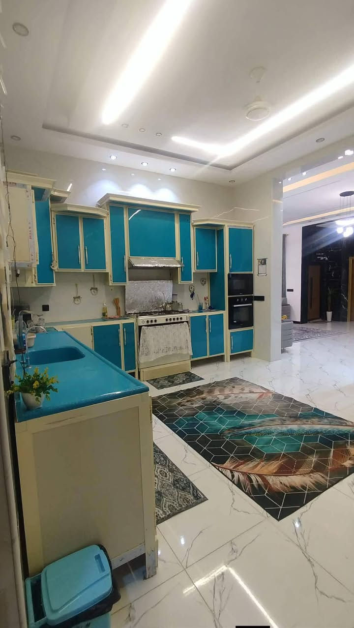دار للبيع
📍 الموقع: الجربوعية 5000
📐 المساحة: 200 متر
🏠 مواصفات الدار:
غرفتان
صالة
مطبخ
براني
صحيات داخلية وخارجية
استقبال
🏢 الطابق الأول:
صالة كبيرة
حمامات كاملة
💰 مطلوب للإسكان: 48 مليون دينار
💳 القسط الشهري: 320 ألف دينار
📞 للاستفسار والاتصال:
*********** — حجي ستار الظالمي
*********** — محمد ستار
📍 عنوان المكتب: سوق القشلة
🏢 مكتب العدالة للعقارات
