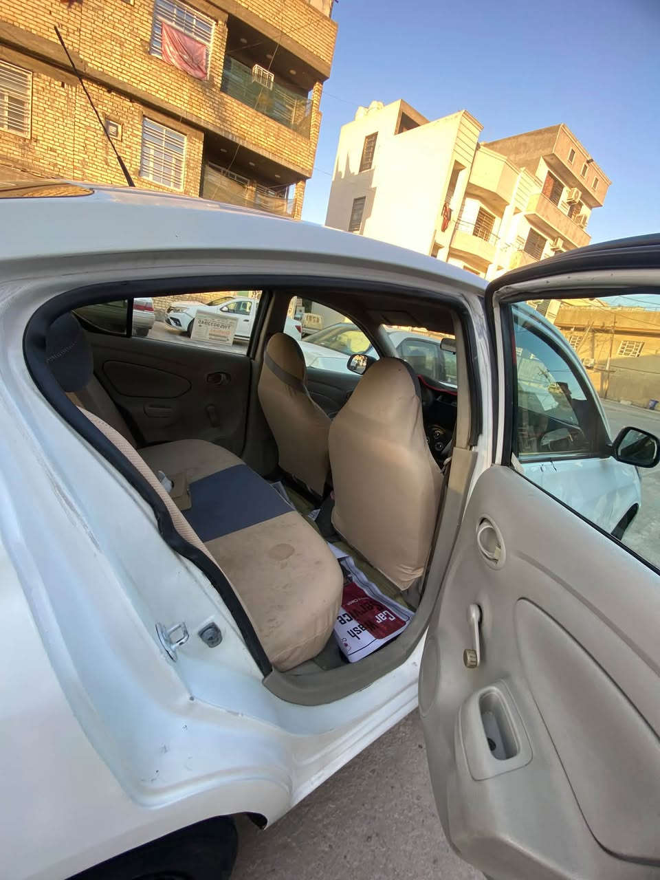 نيسان سني لبيع 
بسعر مناسب 
٢٠٢١ موديل 
السياره متجايه وتبديل قماره 
وبيها طخطخات 
شواصي ولغود مكفولات 
السياره جاهزه عل اخر حبايه 
مكينه كير تبريد صدر تايرات 
وياله كله جديد 
رقم اربيل بسمي شخصين 
تريد وكاله تريد تحويل 
مكاني بغداد المشتل 
السعر ٧٥ وبيها مجال 
*********** وبي وتساب

