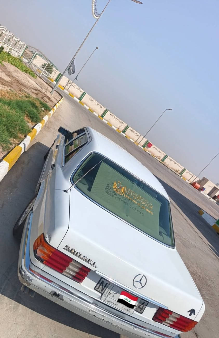 السلام عليكم مارسدس رئاسي للبيع مديل 1988 رقم بصره سنويه ل 2028 محرك VVT3000  أبو الاكلاص كير محرك خير من الله كشنات كهربائي ستيرن كهرباء دبل هورن  السعر 32$ المكان البصره قضاء القرنه ***********
