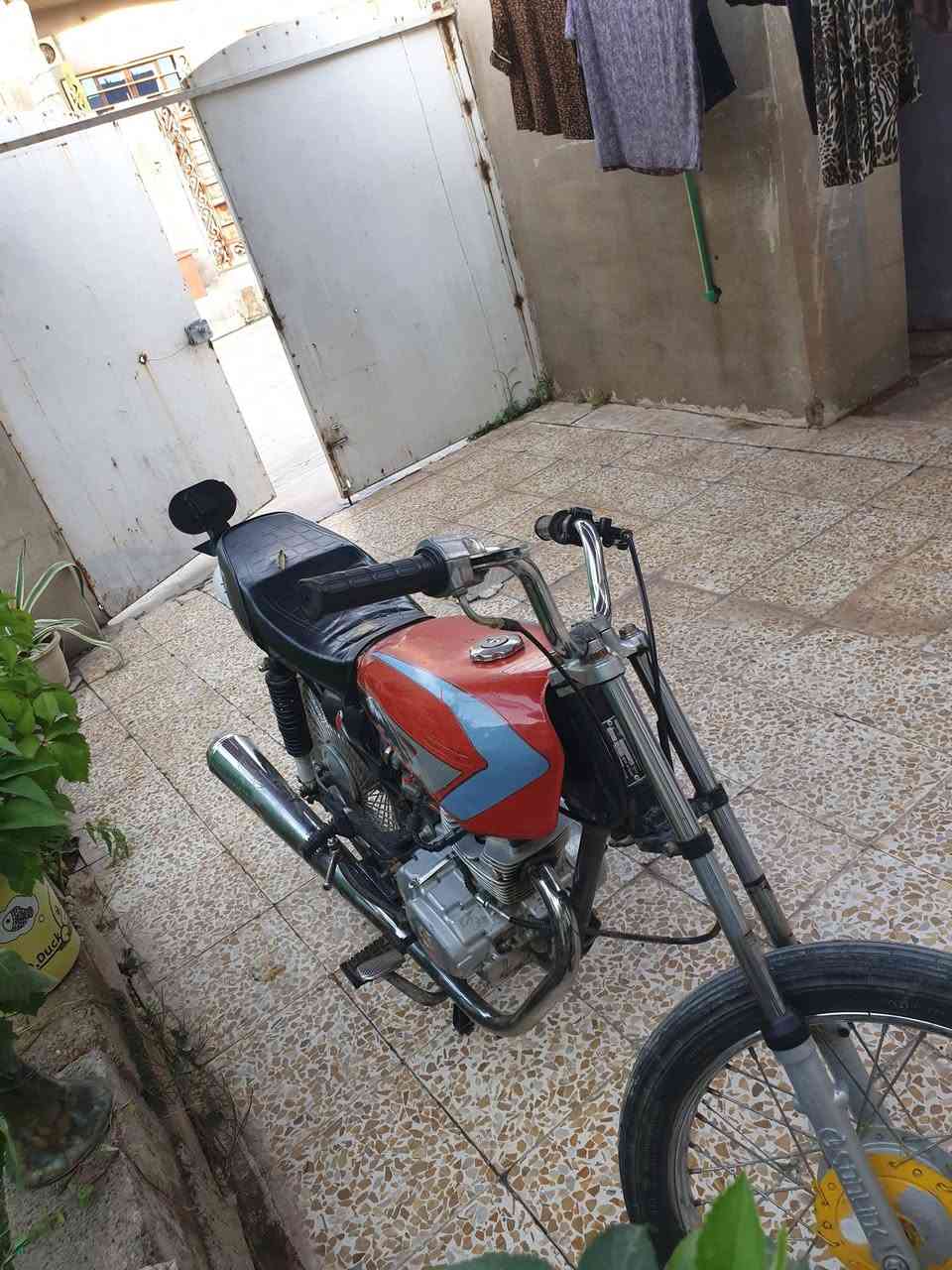 تايكر ٢٠٢٠ نضيف كلجات بستم ولفات كلو شرط ستيرن شفت كير صالنصة تايكر الاصلي ستاند اصلي جديد ماطور بطل
انطيك شرط معدل وشلعه 
السعر ٣٠٠ مكاني تلكيف بي مجال شي قليل 
***********
