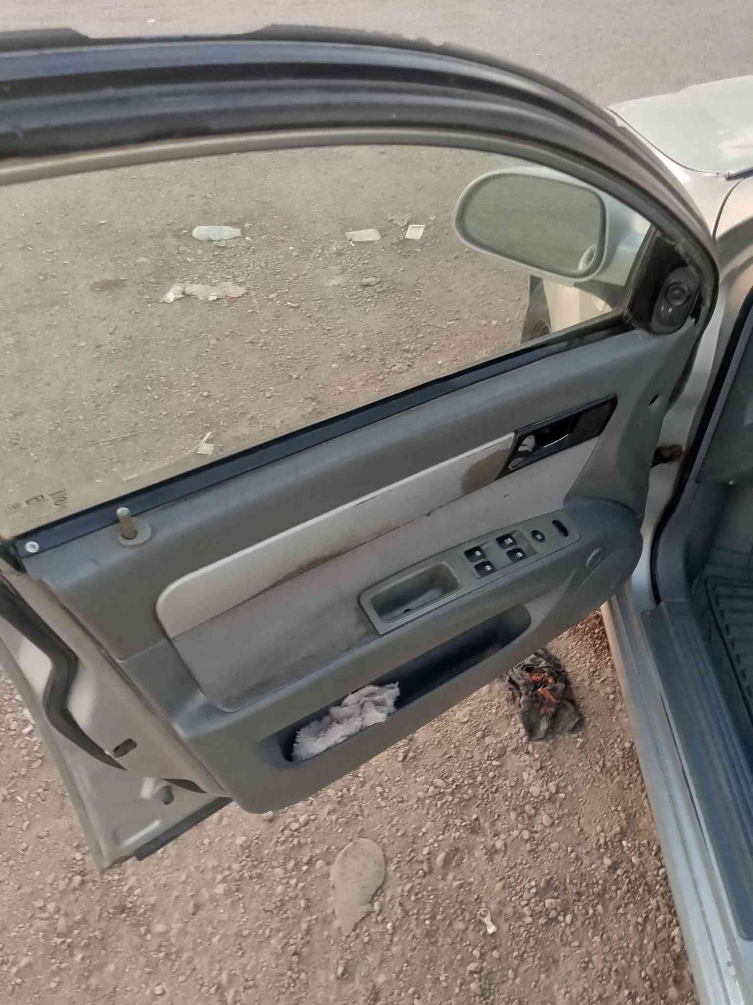 سيارة للبيع لون رصاصي 
سيارة مكفوله من كلشي 
تخم تاير جديد 
كهربائيه كلها شغال 
مكفوله من ضريه 
مكنيه كيره جديد 
بيها جراد بلاديها 
تبريد شغال بس شي بسيطه صونده شويه يسرب غاز 
رقما بغداد 
السعر 47 
العنوان / بغداد الجديدة شارع المسبح 
الاتصال على رصيد فقط 
رقم الهاتف /***********

