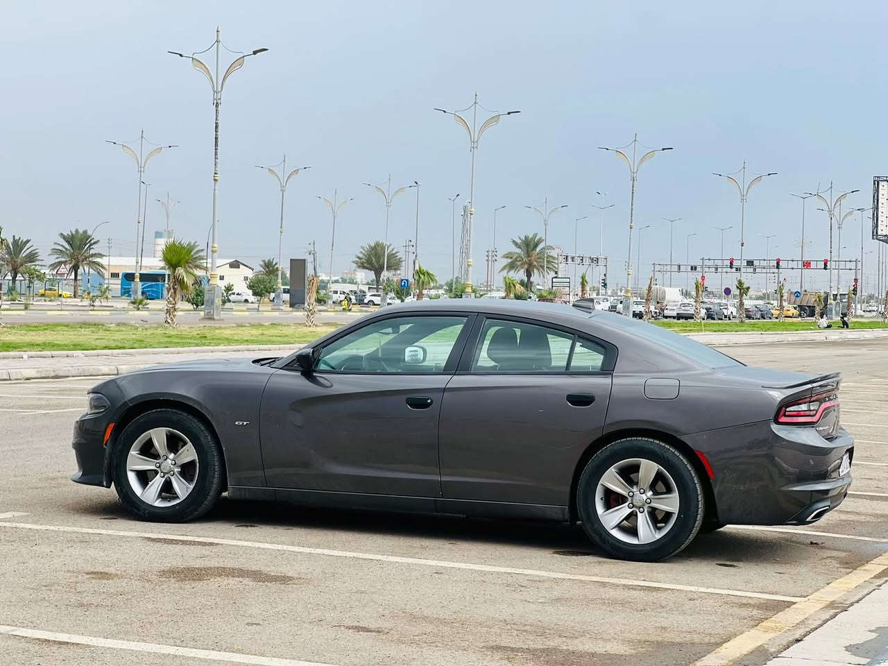 دودج تشارجر • ماكو تفاصيل