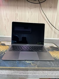 ماك بوك اير • i7 الجيل العاشر • رام ١٦جيجا