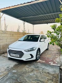 افانتي موديل ٢٠١٧ خليجي فول موصفات عدا فقط فتحه سياره مكينه ١٦٠٠ بيها ...