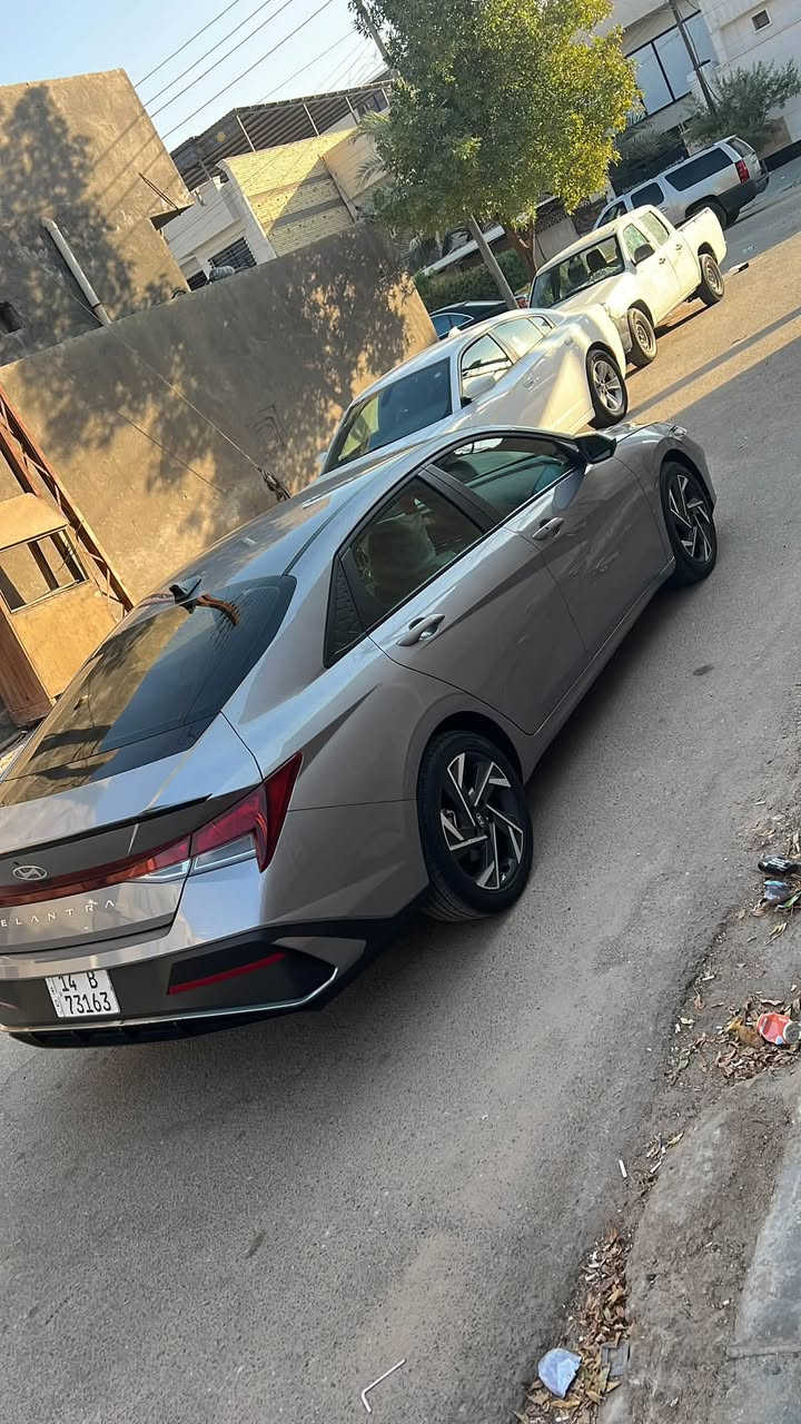 سلام عليكم النتره موديل 2025 امريكي شهداء بسمي ماشيه 28 حادثه بنيد فقط مكاني بصره (***********) السعر 160 وبيه مجال
