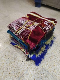 سجادات • جديدة • ٢٢ قطعة