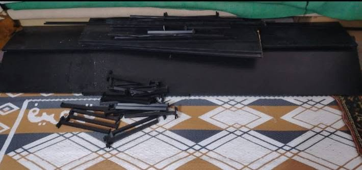 للبيع ميز مع رفوف سعر الميز 60الف الرفوف 17متر ب250
وبيهن مجال قليل🤏 مكاني كوفة عباسية ***********
