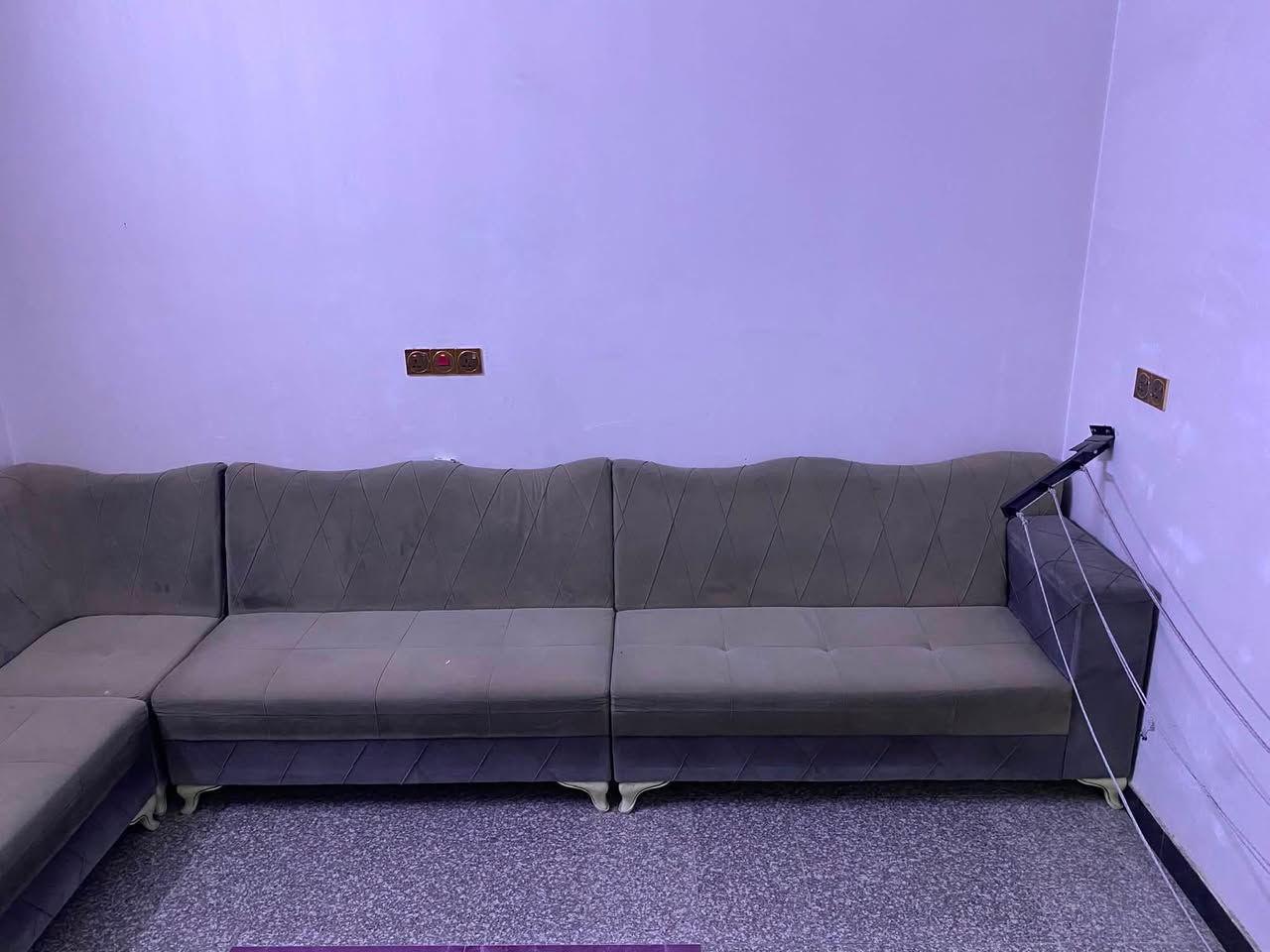 تخم عدد ثنين للبيع بغداد للستفسار ***********
