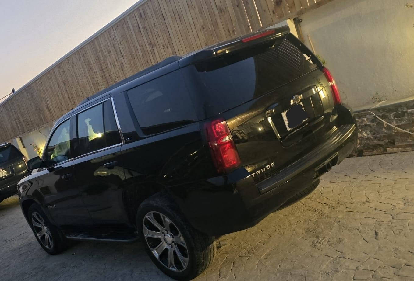 السلام عليكم
تاهو موديل 18 امريكي ltz. رقم بابل بدون حادث فقط دعاميه اماميه 
بدون ايربكات سليمه
كير مكينه تبريد كفاله عامه 
معروفه مواصفات فتحه بصمات ابواب قاصه
داخل اسود ملكي جلد
صور التقرير موجود اتصل وتشلع عيوني مكان السياره بابل السعر ( 290)  ***********
