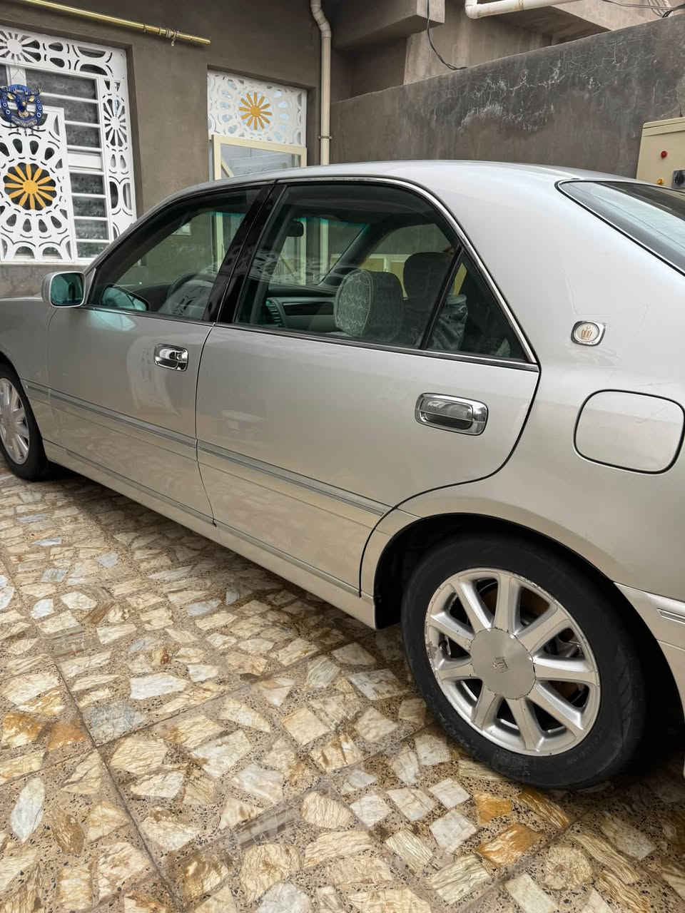 السلام عليكم ملكه اللبيع  تحوير نجف بل كامل قرار 102 نجف بسمي شاصي 71دكمتين السعر 135 وبيه مجال رقم ***********
