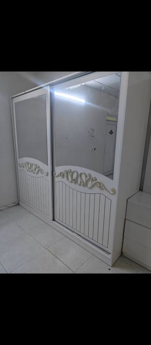 غرفه نضيفه بشرط 5قطع سعره مناسب
