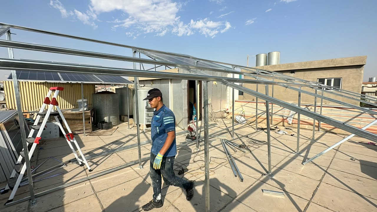 كادر الجبل الهندسي ⚡فحص الموقع + تصميم + نقل مجاني 
خبرة 4 سنوات بمجال التنصيب لاكثر من 500 موقع حول كركوك 
كادرنا متخصص بس بتنصيب الواح الطاقة الشمسية 
وما نشتغل بأي مواد... نشتغل بس بأجود المواد 
حديد ميكانو مغلون 
برغي تقويات لحيم 
ليش احنه؟
1.   المواد اصليه  ونعمل بكركوك وضواحيها وخارجها 
2.   التنصيب: نظيف، مرتب، وبضمان 5 سنوات على الشغل
3.   الاسعار: مناسبة وندزلك جدول انتاج قبل ما نشتغل
العرض فحص الموقع قبل العمل مجانًا + تصميم مجاني للاتصال ***********
