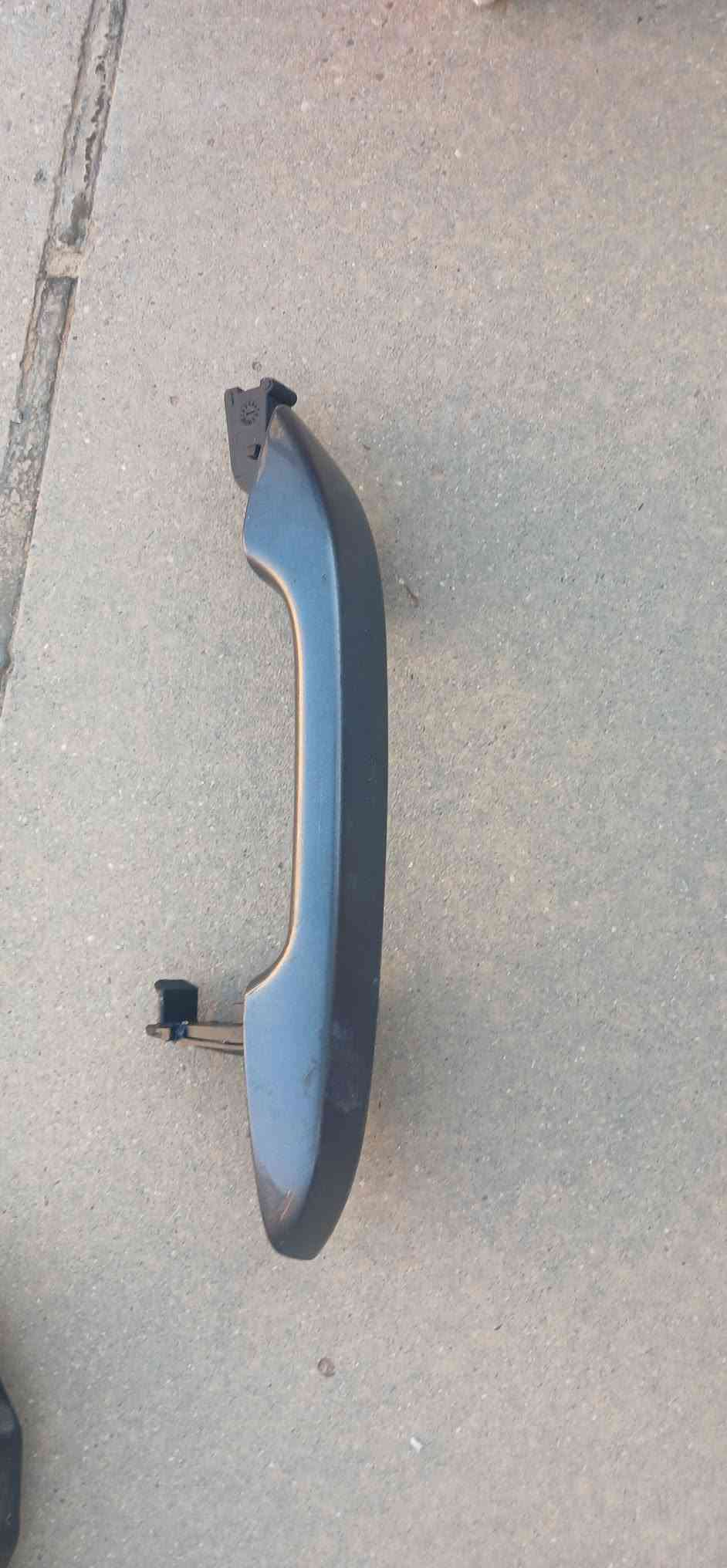 اغراض باب فورتي ٢٤ و ٢٣ يرهم ...بغداد
***********
