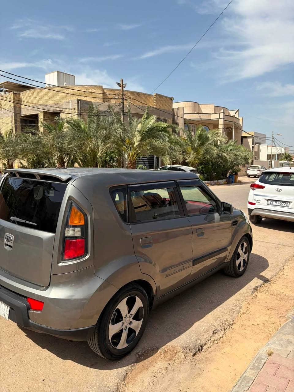 كيا سول ٢٠١٠
محرك ٢٠٠٠ دوش 
واردي امريكي حادثها جاملغين وبنيد
السيازة فتحه ، كير ، مكينة ، تبريد صدر ، كله كفاله 
ترهم مراوس وبيع ، مكانها نجف 
للتواصل ***********
