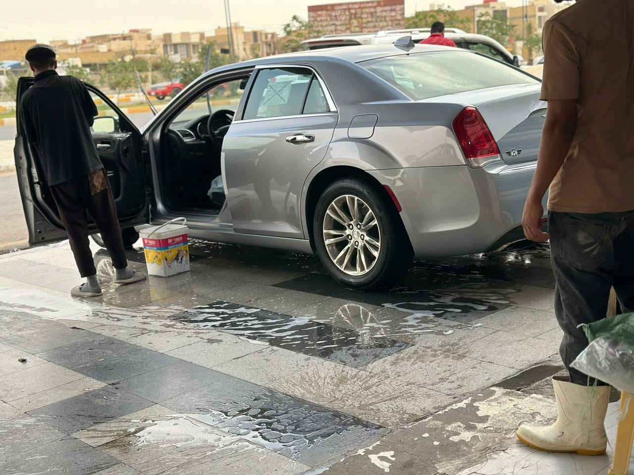 السلام عليكم وباما للبيع اصل 18
معلايه 22
السياره مكفوله ضربه وتبديل 
رقم بغداد نكليزي 
سنويه 29
مكان السياره ناصرية مركز
للاستفسار 
***********
