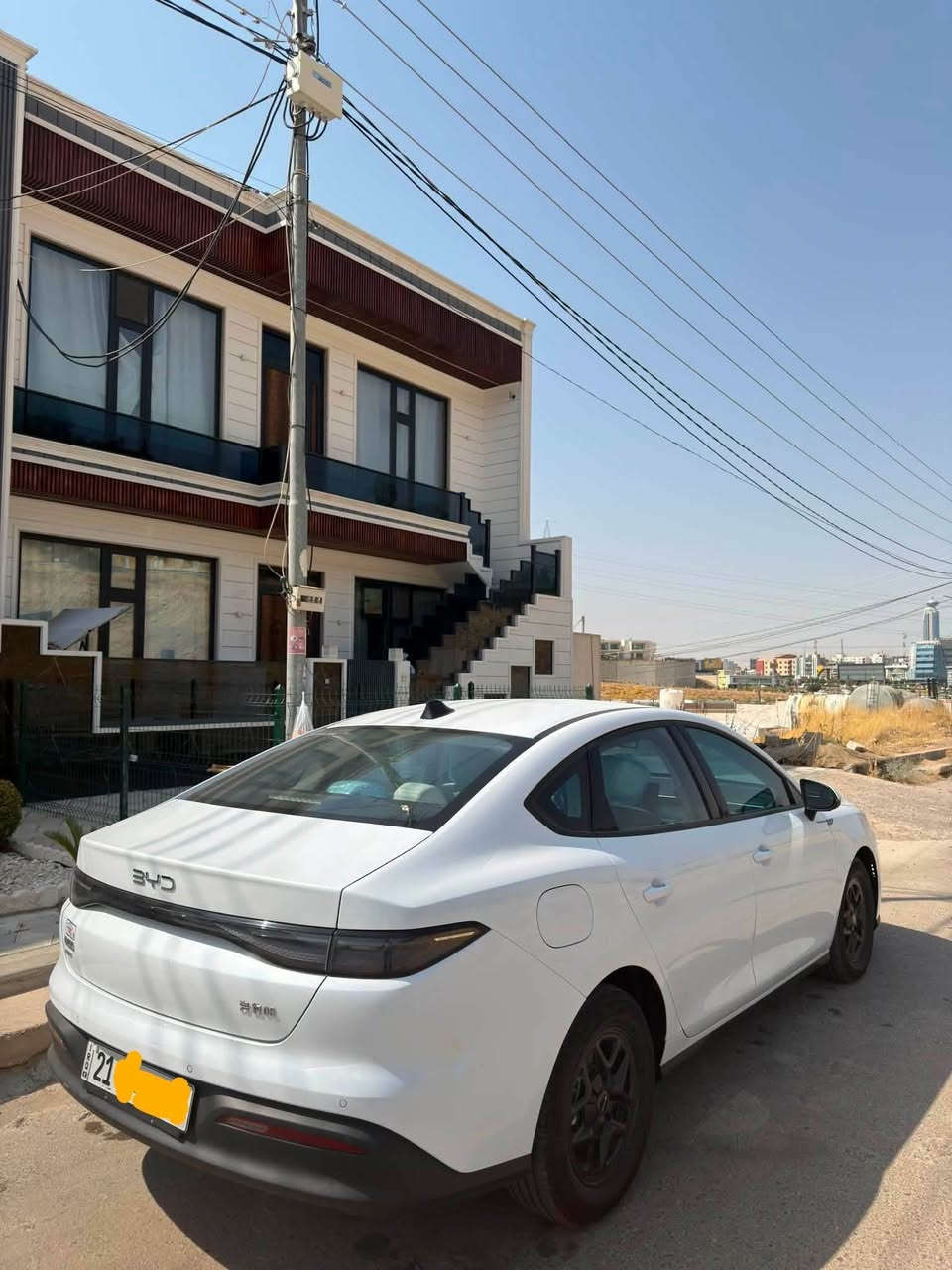 بیوایدی سێل بۆ فرۆشتن فول فول جوانکاری هیچی پێوە نیە جامەکانی هەمووی دژە خۆر کراوە گاعی کەپس دەسکی سوکان یەک دنیا جوانکاری تری بۆ کراوە سەیارەکە تەنها ٧ هەزار رۆشتوە سعری ١٤٤ گەڵا
ژمارەی تەلەفون *********** السليمانية, العراق
