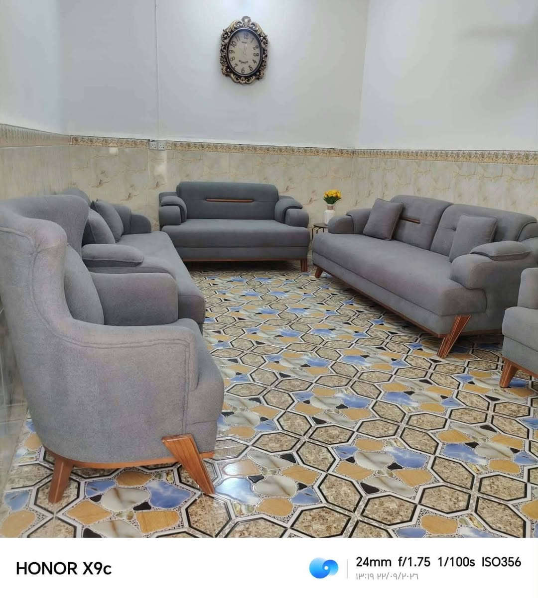دار سكن زراعي قانون ٢٥ مساحته ٢٠٠ متر حي زليزل بصف الركن قرب سيد عبد الجمراوي الأساس طابوك والبناء بلوك والسقف عكاده تحتوي على ١ غرفه نوم واستقبال ومطبخ وصاله وصحيات جاهز للسكن كما هو موضح في الصور أدناه للاستفسار... مراجعه- مكتب القريني للعقار - واسط- الزبيديه- الجمعيه- بالقرب من السايدين *********** او ***********

نص مكتوب في الصور:
- HONOR X9c
- 24mm f/1.75 1/100s ISO356
- ۱۳:۱۹ ۱۴/۰۹/۲۰۲۶
- HONOR X9c 24mm f/16 1/120s ISO100 ١٧:٣٤ ٢٢/٠٩/٢٠٢٦
- HONOR X9c 24mm f/16 1/50s ISO100 ١٣:١٩ ١٤٠٢/٠٩/٢٠
- ١٣:١٩ ١٤٠٢/٠٩/٢٠
- 24mm f/1.75 1/1042s ISO100
- ١٣:١٨ ٢٢/٠٩/٢٠٢٦
- HONOR X9c 24mm f/1.75 1/791s ISO100 ١٣:١٨ ٢٢/٠٩/٢٠٢٦
- HONOR X9c 24mm f/16 1/120s ISO145 ١٧:٣٤ ٢٢/٠٩/٢٠٢٦
- HONOR X9c 24mm f/16 1/30s ISO753 ١٧:٣٤ ٢٣/٠٩/٢٠٢٦