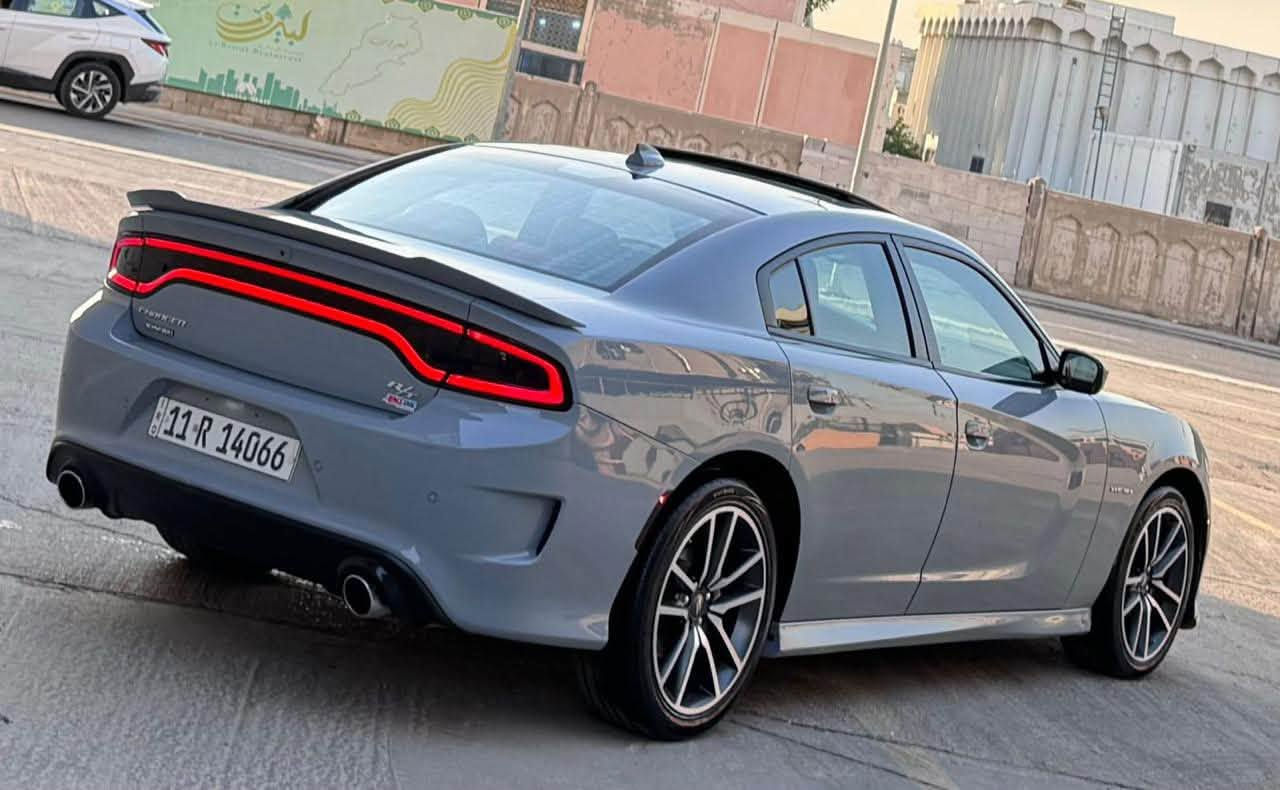 بيع او مراوس ❤️❤️
" للبيع المميزة بموديلها " 
دوج جارجر ارتي بلاص RT MAX SUPER TRACK PACK
المحرك 8 سلندر RT MAX الموديل  2022🔥

اعلى مواصفات بالارتي 

الموديل : 2022

⭕️ السيارة حادثة حلو. وموجود صورة وسونار خشوم جاملغات اماميه قطعتين صبغ وقطعتين دبل كود من امريكا بدون حادث
 
المواصفات :   فوللل 
المكينة 5700 V8 
* لايت LED . متغير
* تشغيل عن بعد .  
نقاط عمياء
رادرات جانبية وامامي 
فتحه سقف 
* شاشة كبيرة قياس 8.4 أنج اوپشنات كاملة

مري تعتيم
كشنات وستيرن تدفئة 
كشنات كهرباء حضن 

كزوز دبات بلاد 

سياره عليه تفريغ مع ولف حماوه  مع برمجه  🔥 

⭕️ السيارة الف دينار متصرف عليها كامله مكملة ومكفوله من كلشي تخم تايرات جديد وياباني شرط  صدر جديد دسكات كلها جدد وكلها وكالة اصلي 

⚔️ السيارة باسمي تحويل ثاني يوم  هزة جديد ورقم دولي
 واني حاضر ⚔️

السعر 218 $$ومااكو بهيج نضافه بموديلها بهيج سعر ❤️❤️
 والله يرزق الجميع 
للاستفسار *********** 
مكاني بغداد العامريه
