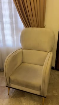 كنبة • مستعمل قليل • بغداد