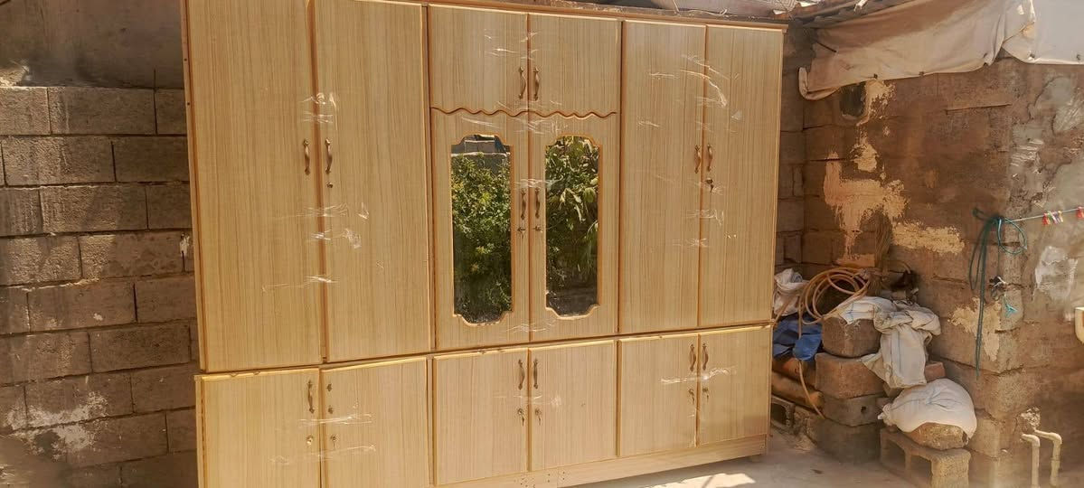كنتور للبيع 3مترات الشراي يراسل او يتصل ***********
