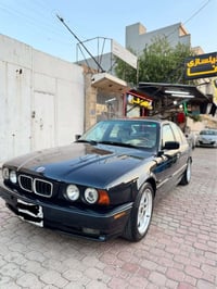 بي ام 525 • 1992 • فول مواصفات