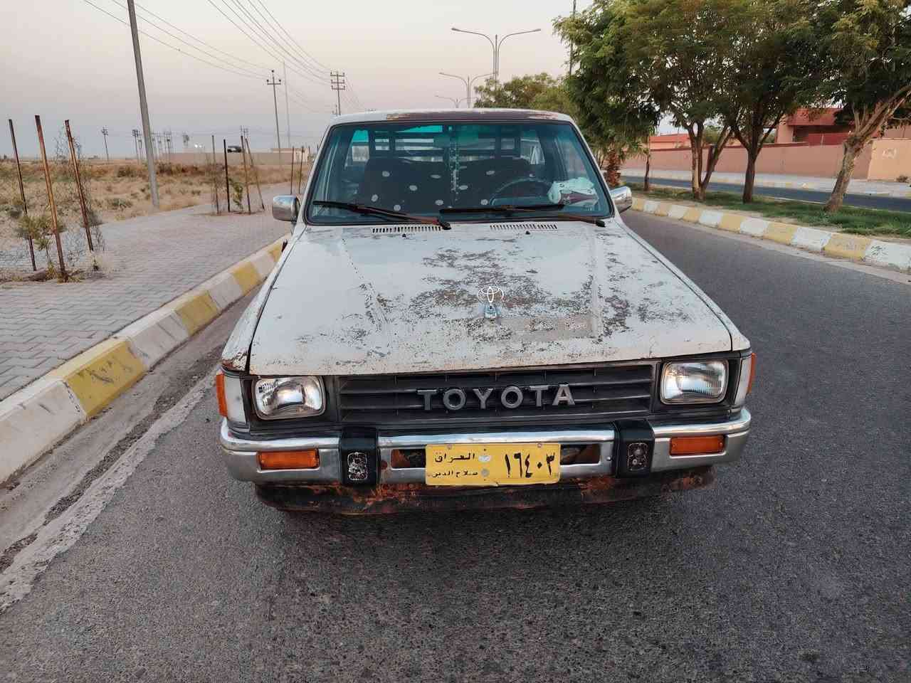 أصفر • ١٩٨٨ • رقم صلاح الدين