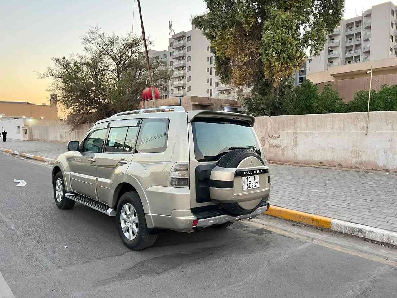 سلام عليكم باجيرو موديل 2009 سياره با اسمي مكفوله من الضربه والتبديل بيها صبغ قطعتين فقط بدون دواخل اثر جراد كير ومكينه مكفولات تخم تاير جديد صدر امامي خلفي جديد تبريد ثلج 3 قطع سياره 7 راكب كل نقص مابيها جاهزه ع آخر حبايه السعر 88 مكان بغداد البلديات وهاذا رقمي ***********
