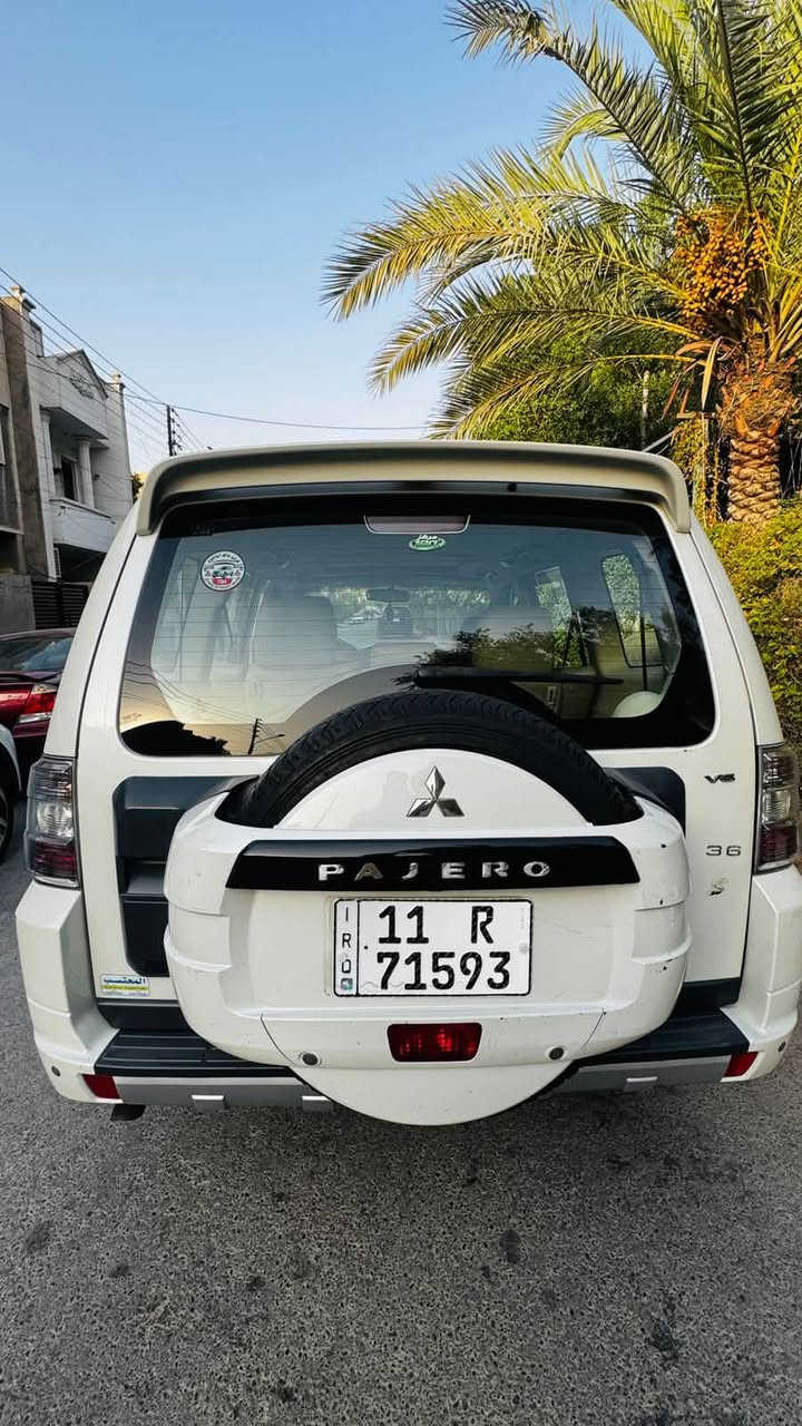 باجيرو 2013  حبتور فول مواصفات لون ابيض صدفي حجم المحرك 3500 رقم  بغداد دولي بدون حادث   خليجي السياره جديده مال جناي فورويل نضام دفلوك كشنات كهربائي اشارة بل مري شفط تحكم ستيرن مسجل بلادي اصليه فتحه تبريد ثلاث قطع حساسات خلفيه زاد ثلاجه تخم تاير كير مكينه حداديه خير من الله سياره جديده لوك محرك 6السعر144  اتصل وبيك خيروتدل 

***********
مكان سياره بغداد حي الجهاد
