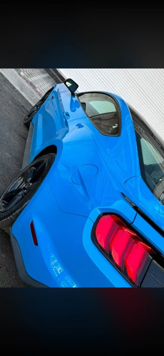 فورد موستنك GT 2023 🇺🇸
للبيع او المراوس حسب القناعه 
🔹 المواصفات الأمريكية
🔹 محرك 5.0 V8
🔹 ممشى 30 ألف كم فقط
🔹 لون أزرق مميز
🔹 لوحة بغداد خصوصي
🔹 مقاعد قماش

الإضافات:

* كورسا (CORSA Exhaust) بصوت رياضي مميز.
* فتح وإغلاق يدوي للصوت (Valve Control).
* السيارة جديدة ونظيفة جدًا وما ناقصها أي شيء

✅ مثبت سرعة
✅ كاميرا خلفية
✅ شاشة
✅ حساسات أمامية وخلفية
✅ مراقبة النقطة العمياء (Blind Spot)
✅ تحذير مغادرة المسار
✅ تحذير الاصطدام الأمامي
✅ نظام الثبات الإلكتروني (ESC)
✅ Apple CarPlay
✅ تشغيل عن بُعد
✅ إنارة LED
✅ مانع انزلاق
مكان السياره بغداد 
رقم ***********
