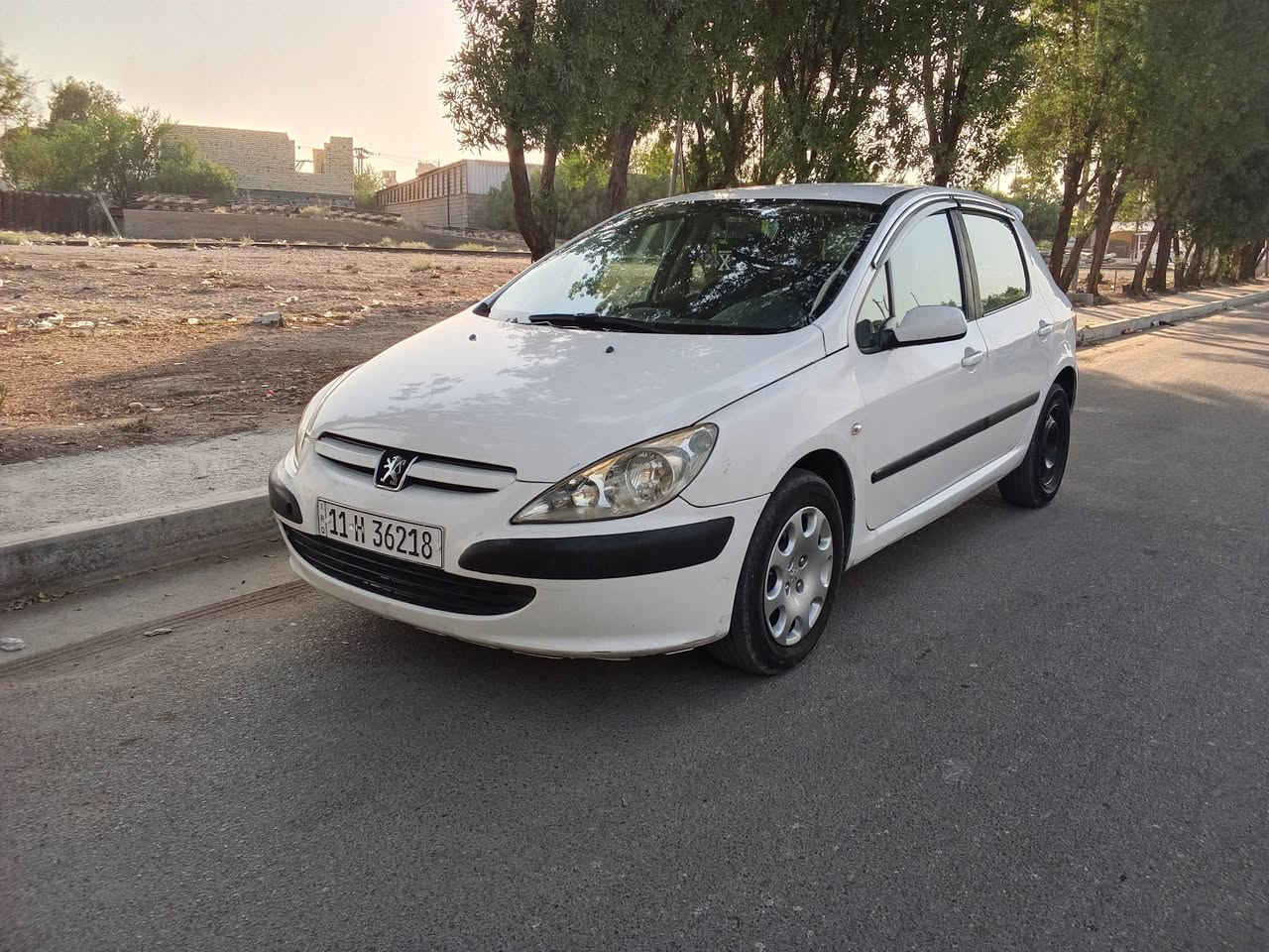 السلام عليكم
بيجو307/ 2005
بسمي رقم بغداد
كير ومحرك كفالة 
مكينه 2000
تبريد ثلج 
مري شفط ويه السويج
السيارة جاهزه وما بيها اي نقص
مكاني بغداد الكرخ
السعر 44$

‏‪***********‬‏
‏‪***********‬‏
