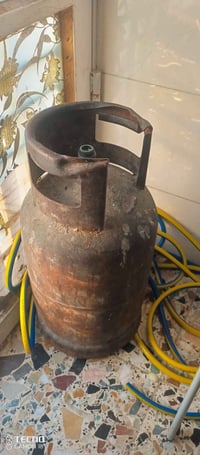 قنينه غاز 65الف نضيفه07710114531